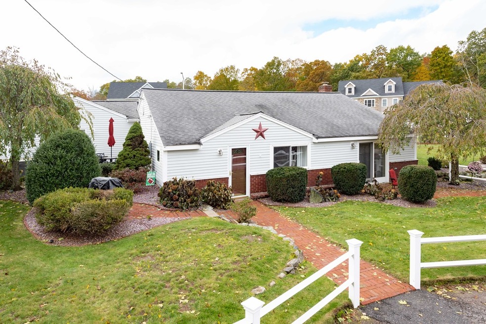 203A Oak St, Foxboro, MA 02035 - photo 1