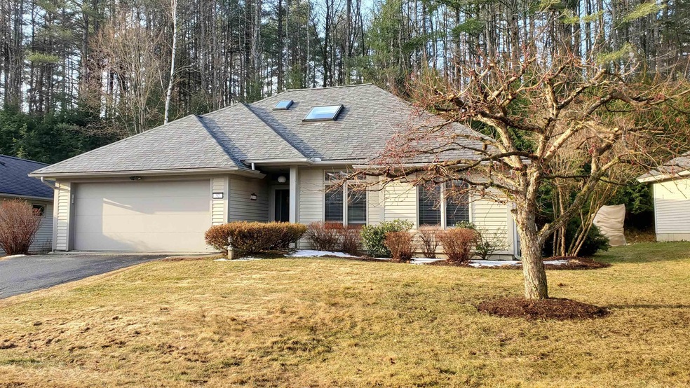 52 Iris Way, White River Junction, VT 05001 - photo 1