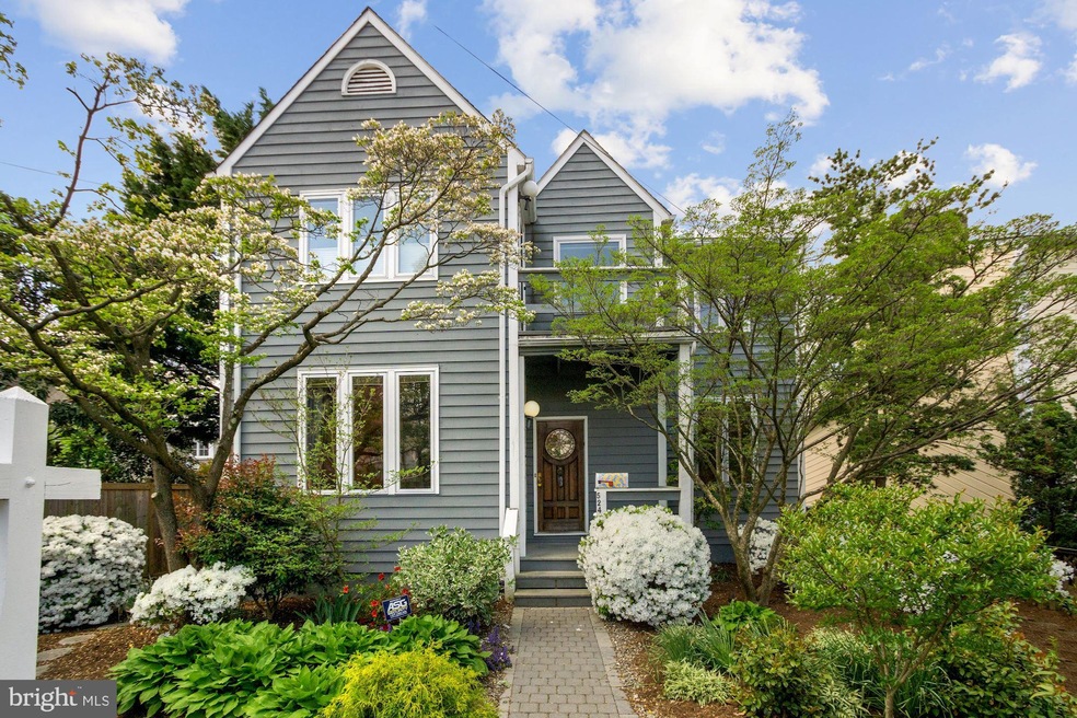 524 Horn Point Dr, Annapolis, MD 21403 - photo 1