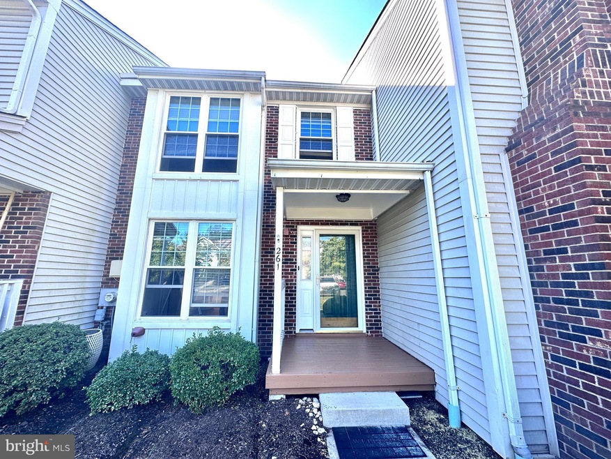 261 Leedom Way unit 96, Newtown, PA 18940 - photo 1