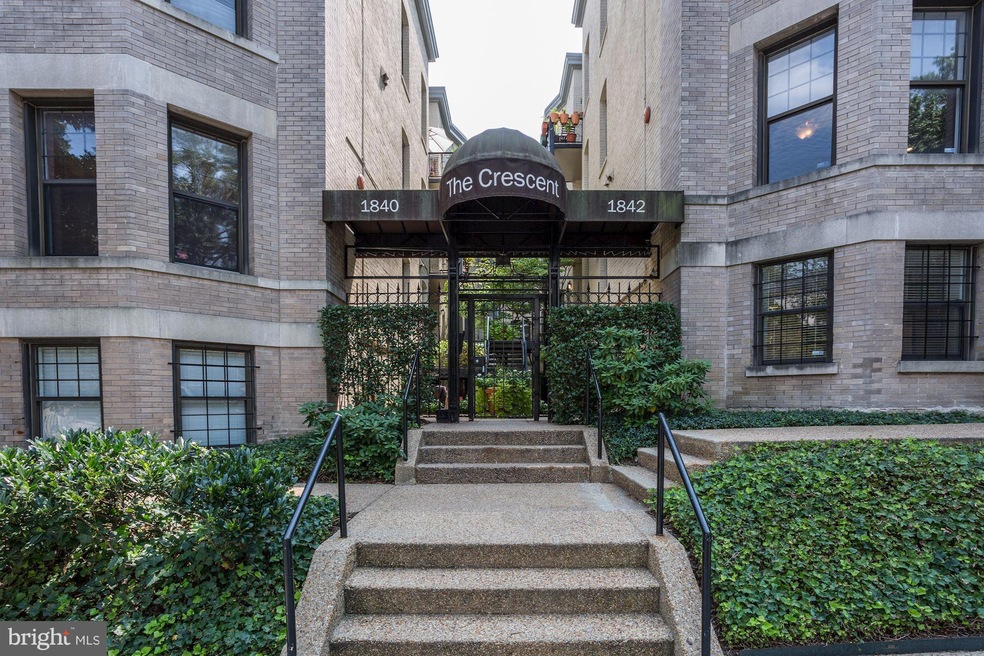 1842 California St NW unit 2B, Washington, DC 20009 - photo 1