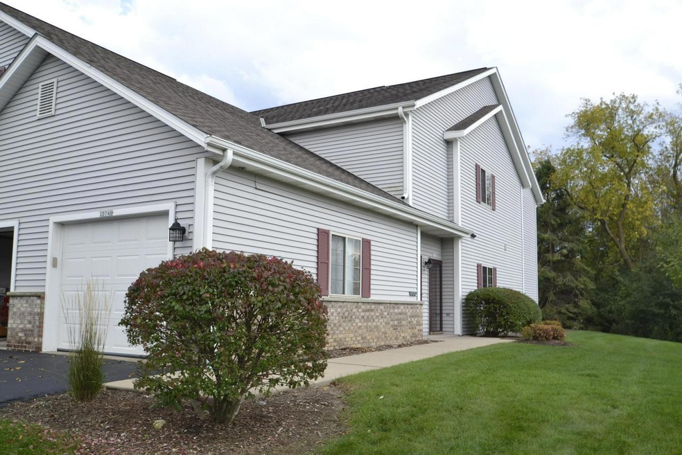2074 Pine Ridge Court, Unit H
