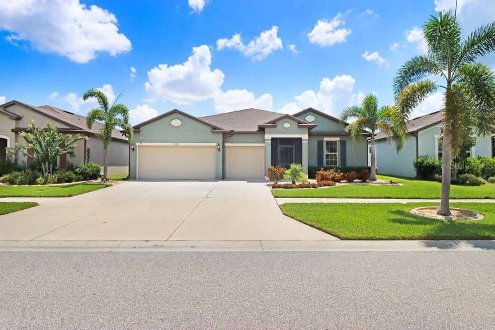 Pending $549,900 • Co-Listing Agent