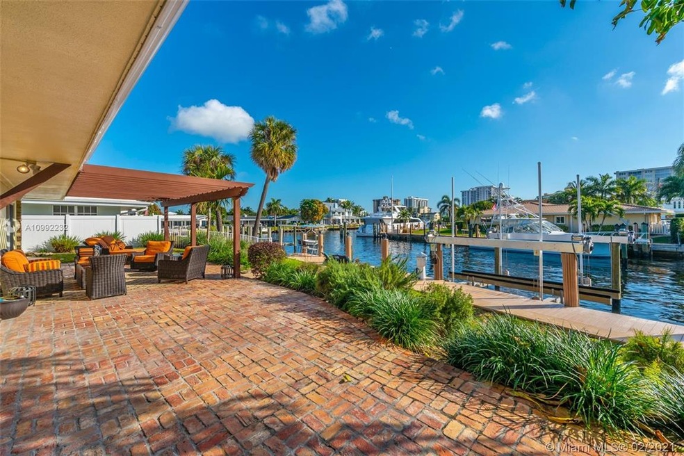 Sold $1,425,000 • Co-Listing Agent
