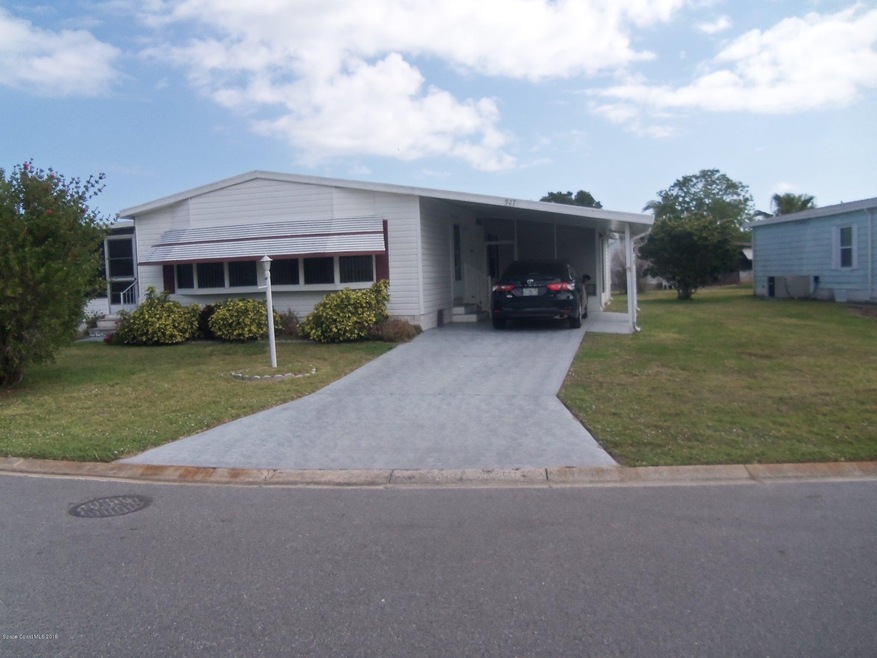 927 Oleander Cir, Sebastian, FL 32976 - photo 1