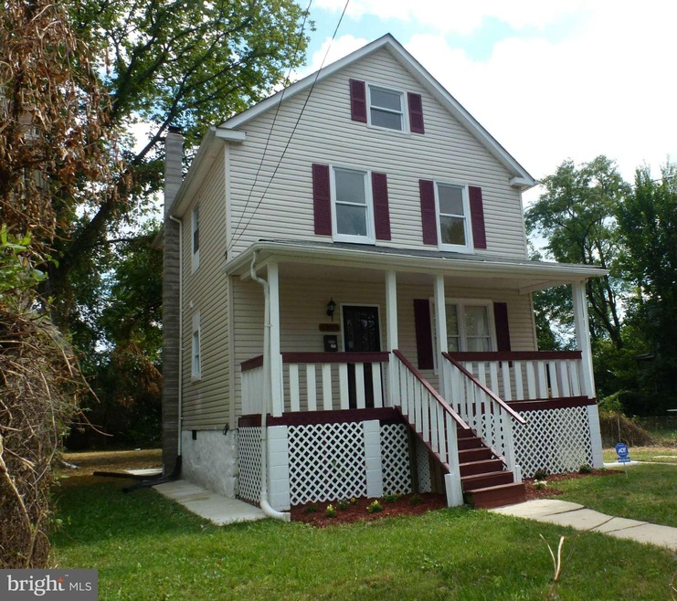 3025 Oakley Ave, Baltimore, MD 21215 - photo 1