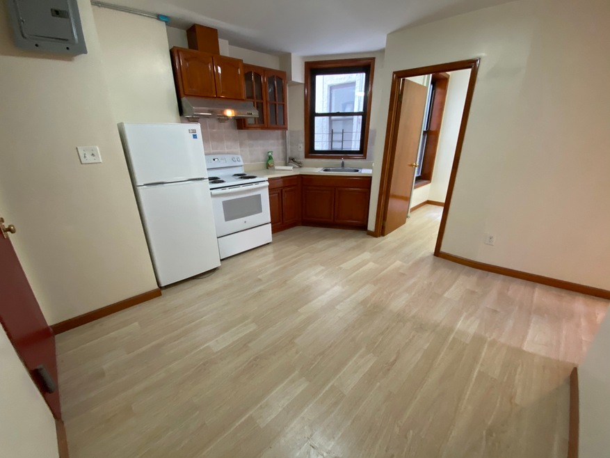 123 Mott St unit 15, New York, NY 10013 - photo 1