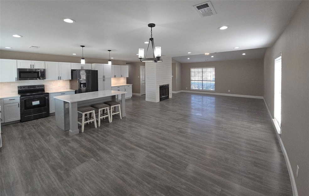 Sold • Co-Listing Agent