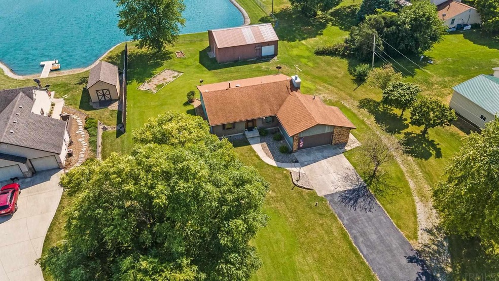 2209 W Hamilton Rd, Fort Wayne, IN 46819 - photo 1