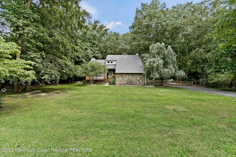 3 Hemlock Dr (1)