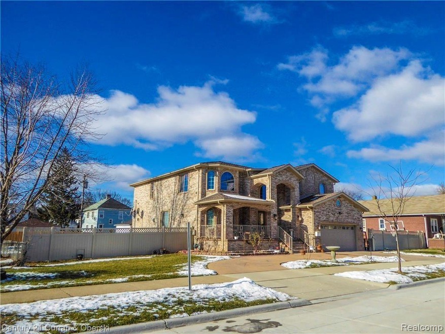 GORGEOUS NEW CONSTRUCTION
