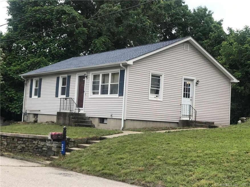 22 Sylvester St, Norwich, CT 06360 - photo 1