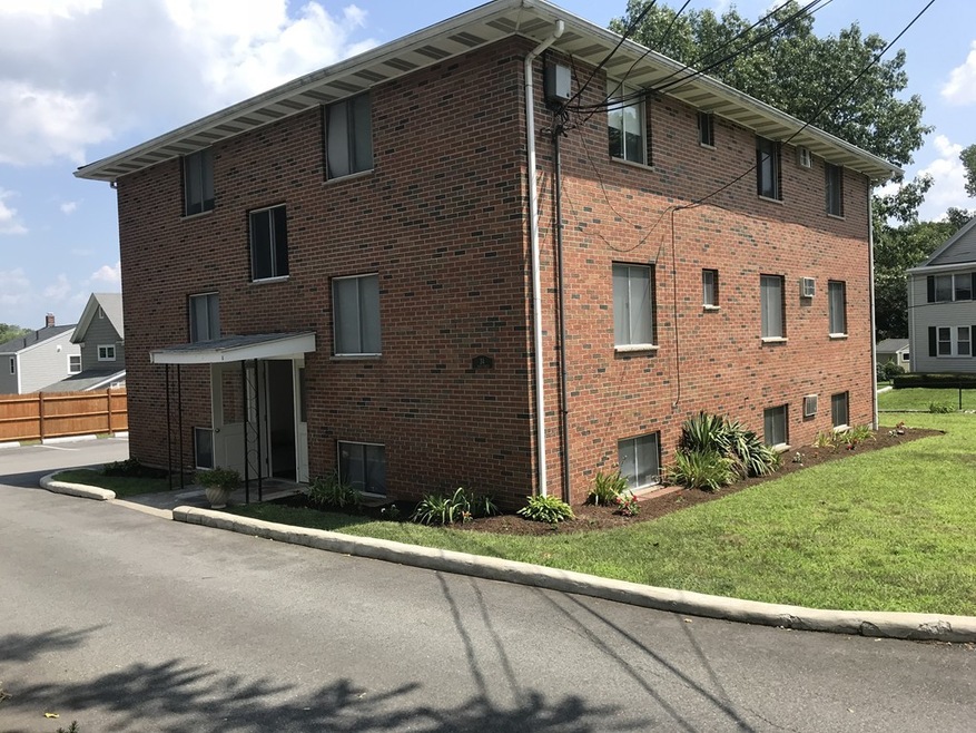 34 John St unit 1, Waltham, MA 02453 - photo 1