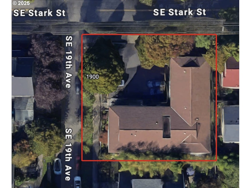 1910 SE Stark St, Portland, OR 97214 - photo 1