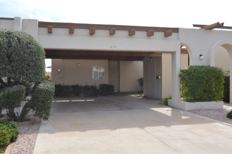 619 Royal Palm Square