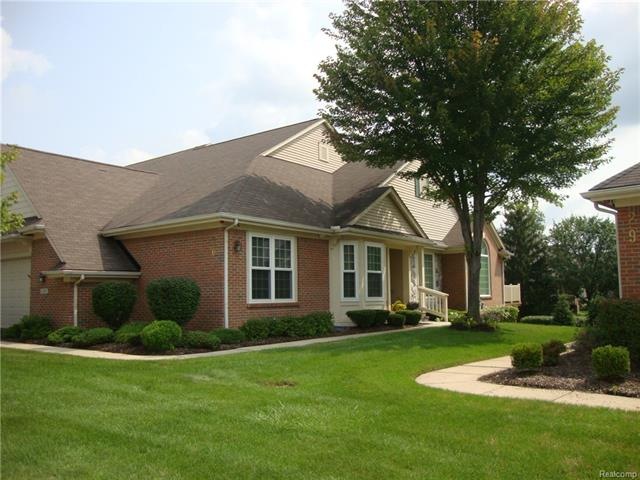 Fabulous end unit over looking the ponds
