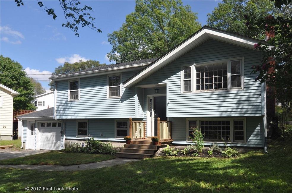 154 Star Ave, Woonsocket, RI 02895 - photo 1