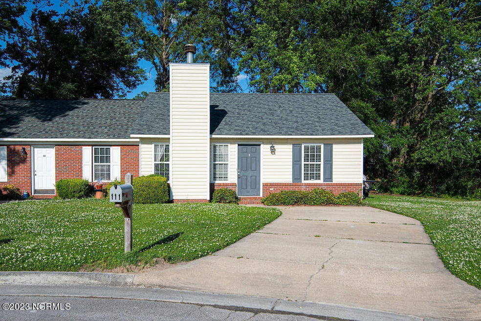 For Rent $1,100/month