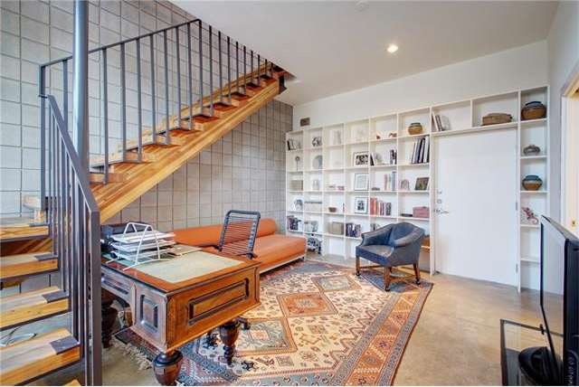 Enter into this inviting 2nd living area or office
