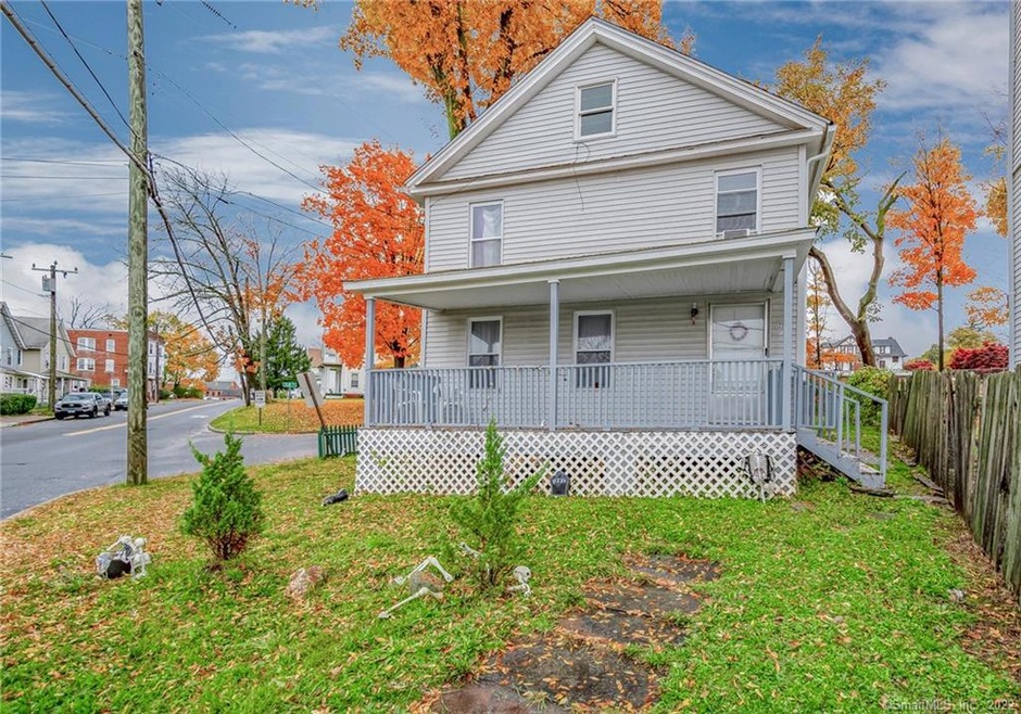Welcome to 226 East Main St!