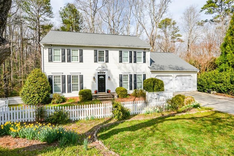Fenced front yard