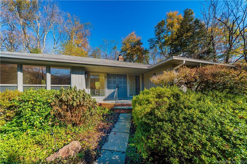 878 Maribou Ct, Cheshire, CT 06410 - photo 1