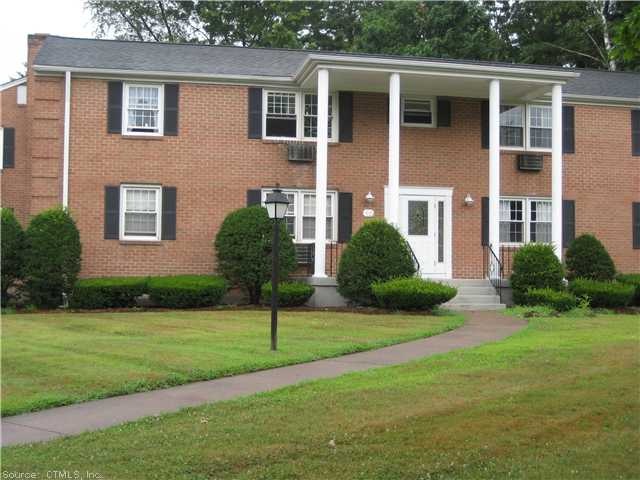 18 Brewster Rd unit 18B, Glastonbury, CT 06033 - photo 1