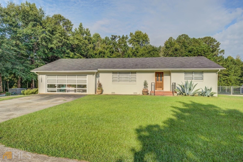 3025 Ebenezer Rd SE, Conyers, GA 30094 - photo 1