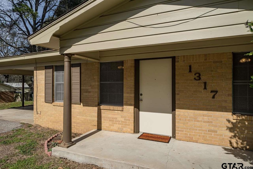 1317 1317 Woodland Hills Dr, Tyler, TX 75701 - photo 1