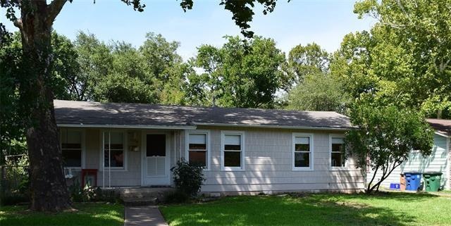 Charming Crestview Home!