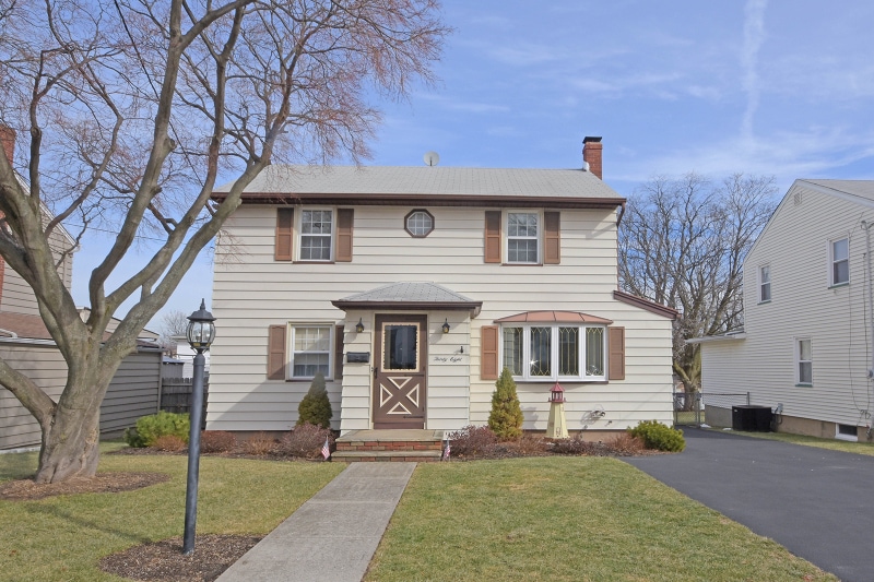 38 Silleck St, Clifton, NJ 07013 - photo 1