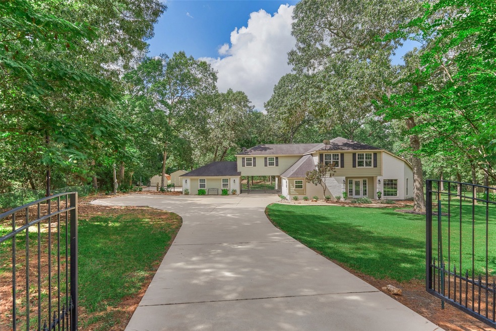 18 W Lake Forest Ct, Conroe, TX 77384 - photo 1