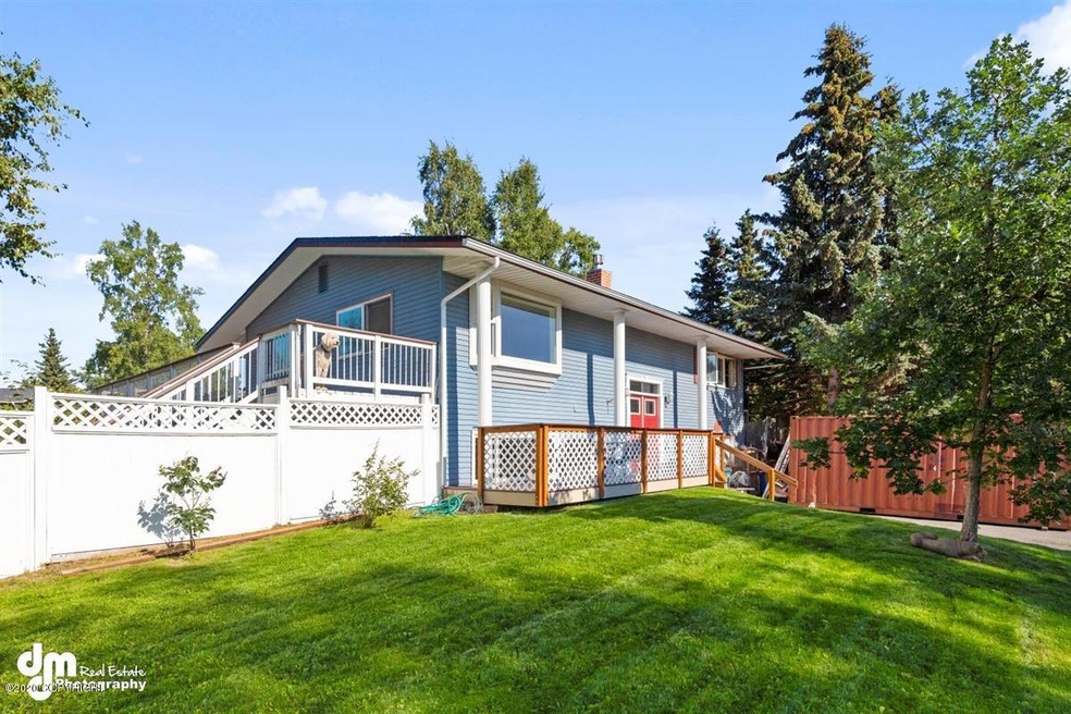 29-Exterior Front_KI_055