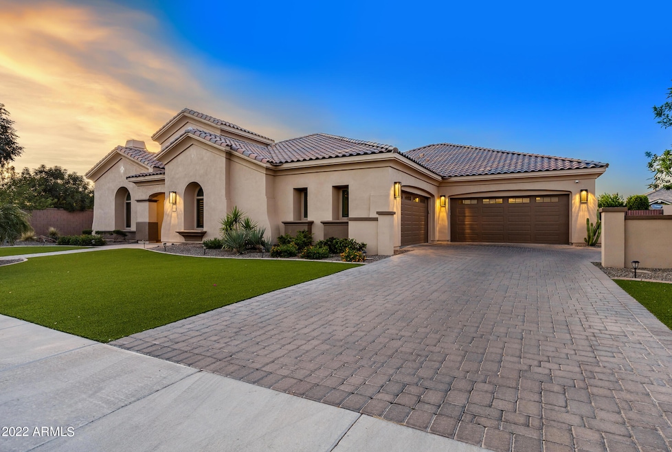 2034 E Crescent Way-98