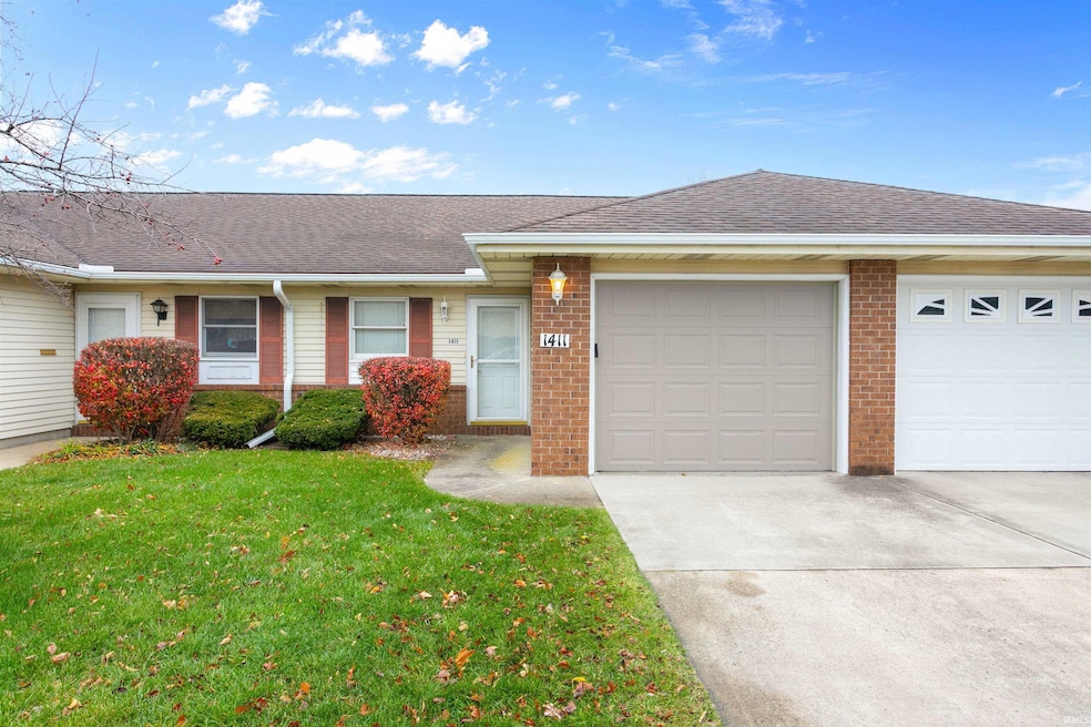 1411 Berkley Cir, Mishawaka, IN 46544 - photo 1