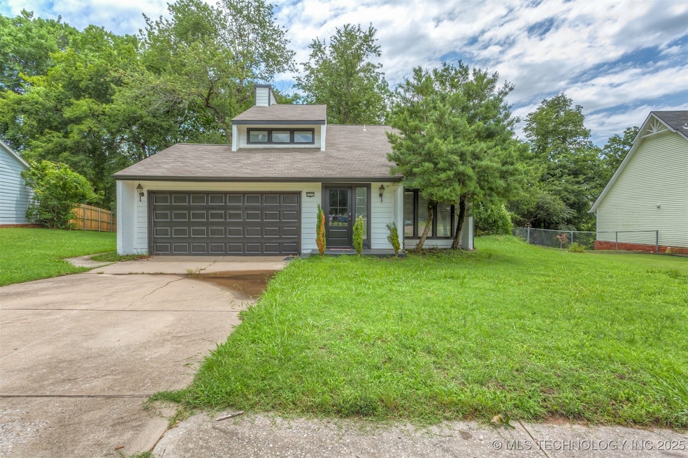 5117 S Lions Ave, Broken Arrow, OK 74011 - photo 1