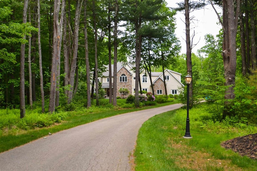 16R Autumn Ln, Stratham, NH 03885 - photo 1