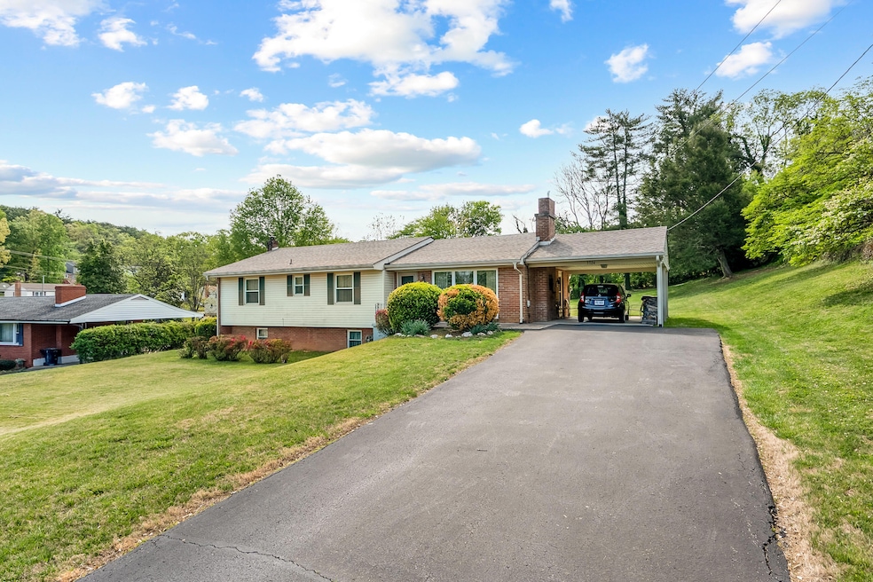 Sold $325,000