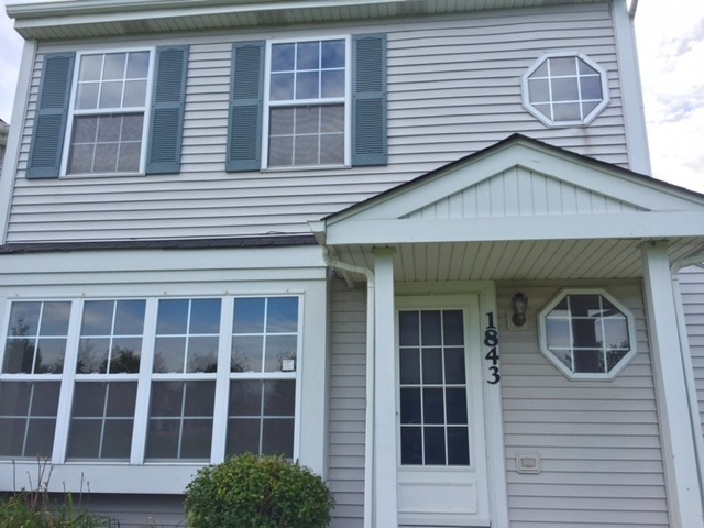 1843 Mappold Way unit 1843, Joliet, IL 60435 - photo 1