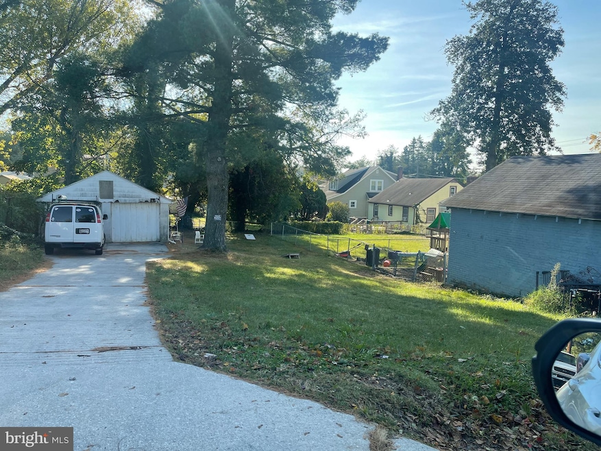 2100 Park Place, Gwynn Oak, MD 21207 - photo 1