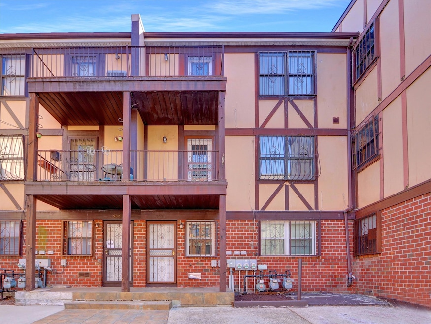 900 Union Ave unit C, Bronx, NY 10459 - photo 1