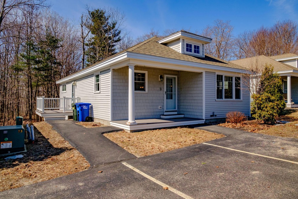 49 Memory Ln unit 3, South Portland, ME 04106 - photo 1