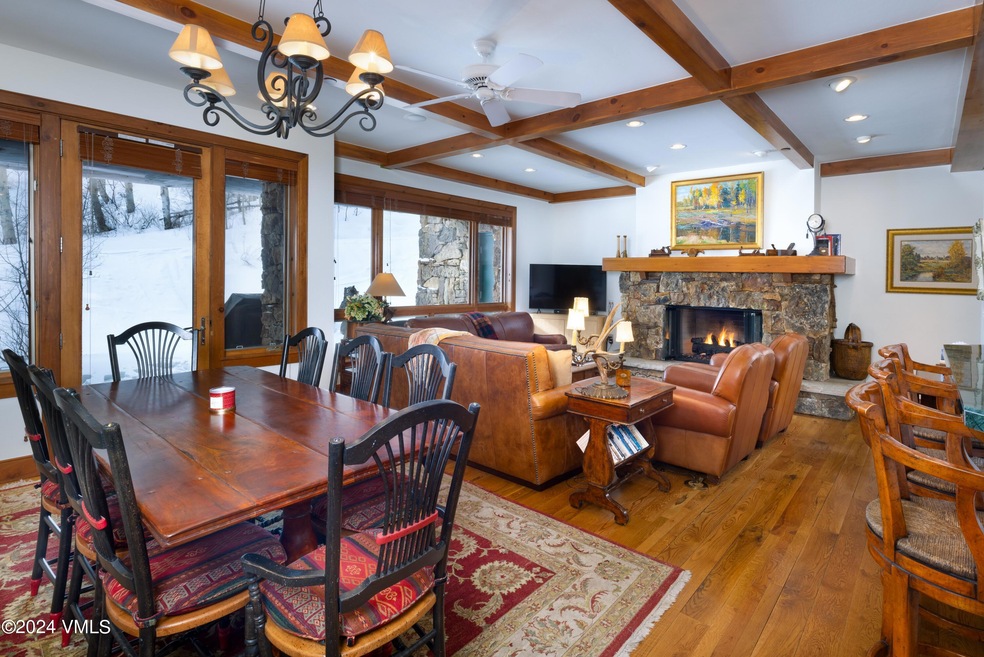 BearPawC203_Living2