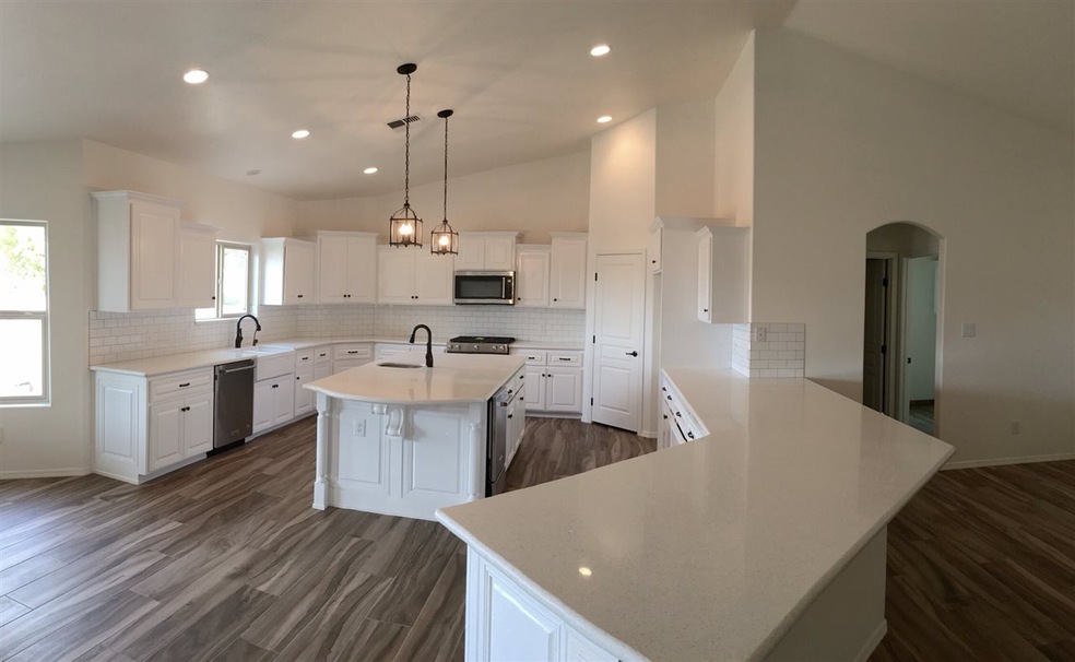 2278 S 46th Way, Yuma, AZ 85364 - photo 1