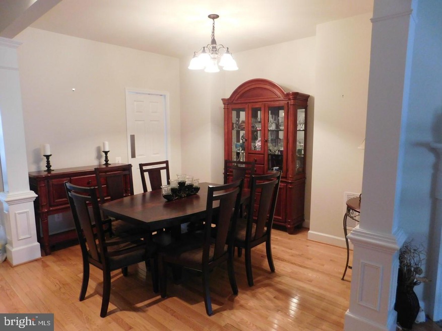 14632 Crossfield Way unit 213A, Woodbridge, VA 22191 - photo 1