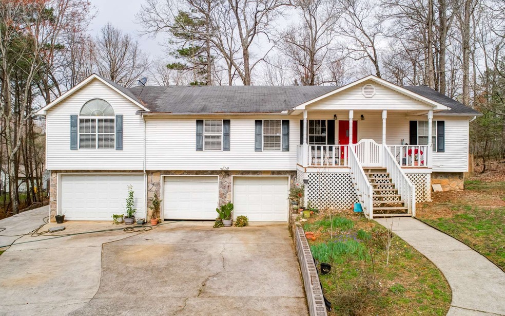 229 Ellis Dr, Chatsworth, GA 30705 - photo 1