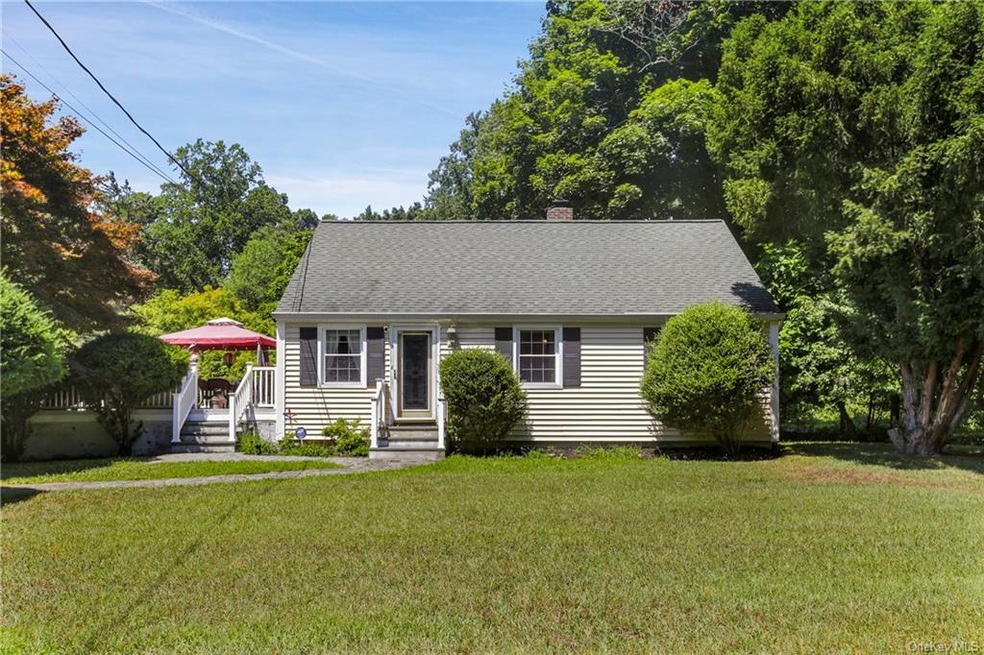 6 Briggs Ln, Croton On Hudson, NY 10520 - photo 1