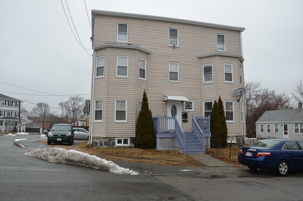 500 South St unit 1, Quincy, MA 02169 - photo 1