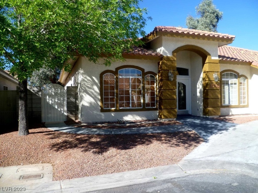 3742 Seashore Palm Ct, Las Vegas, NV 89121 - photo 1