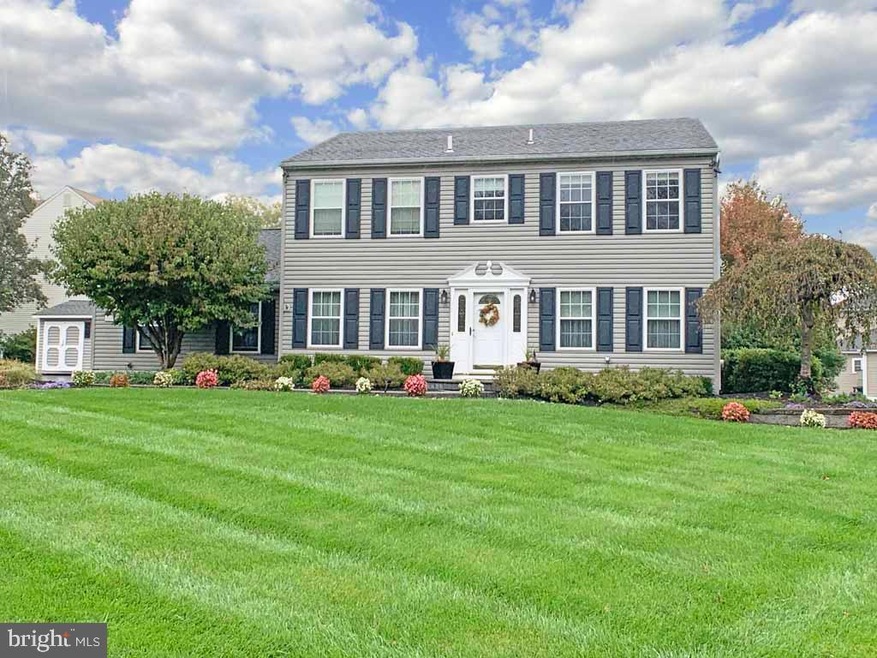 206 Hidden Spring Ln, Langhorne, PA 19047 - photo 1